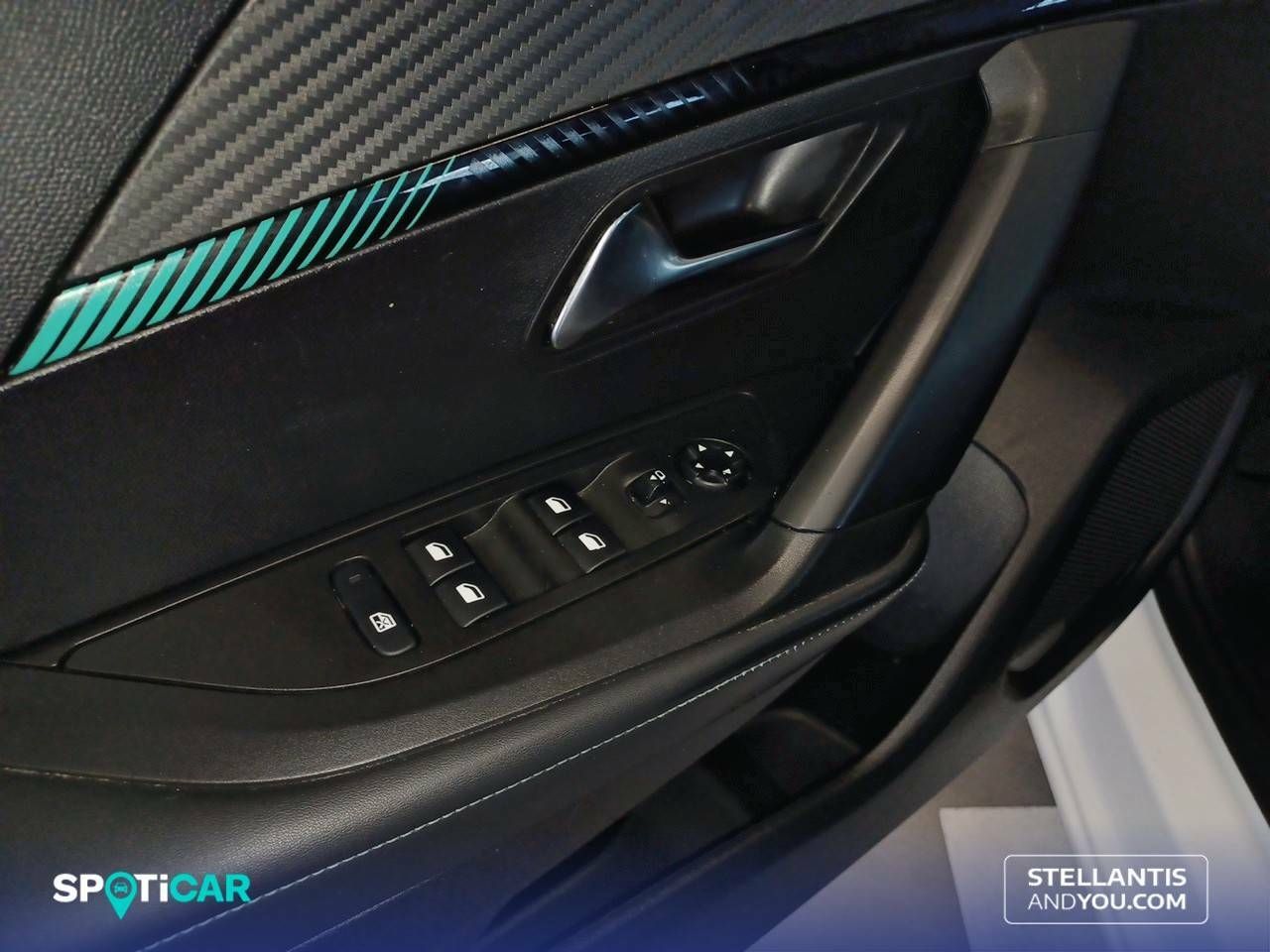 Foto Peugeot 2008 12