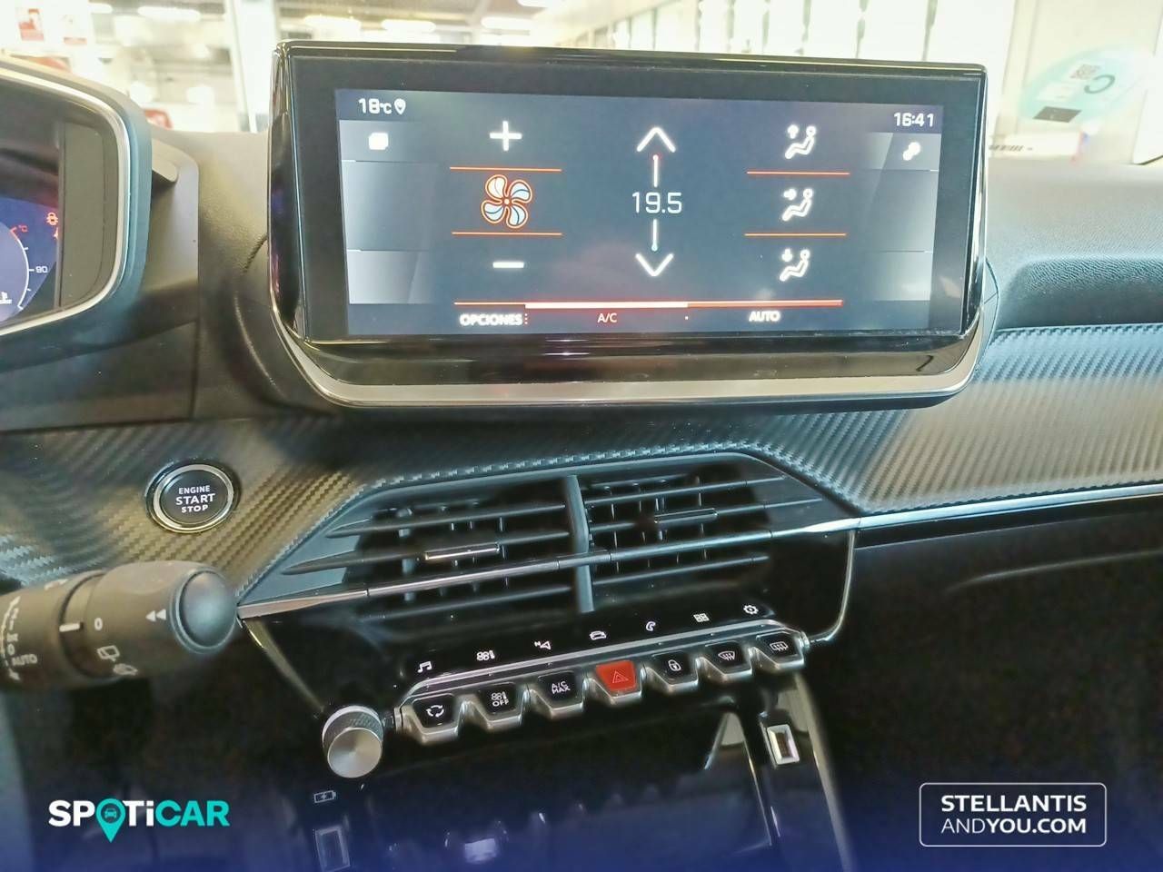 Foto Peugeot 2008 16