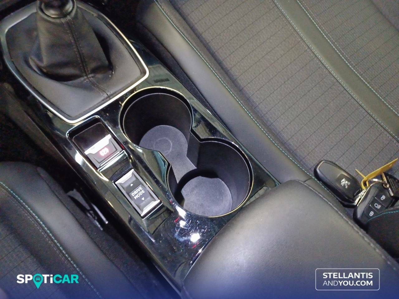 Foto Peugeot 2008 18