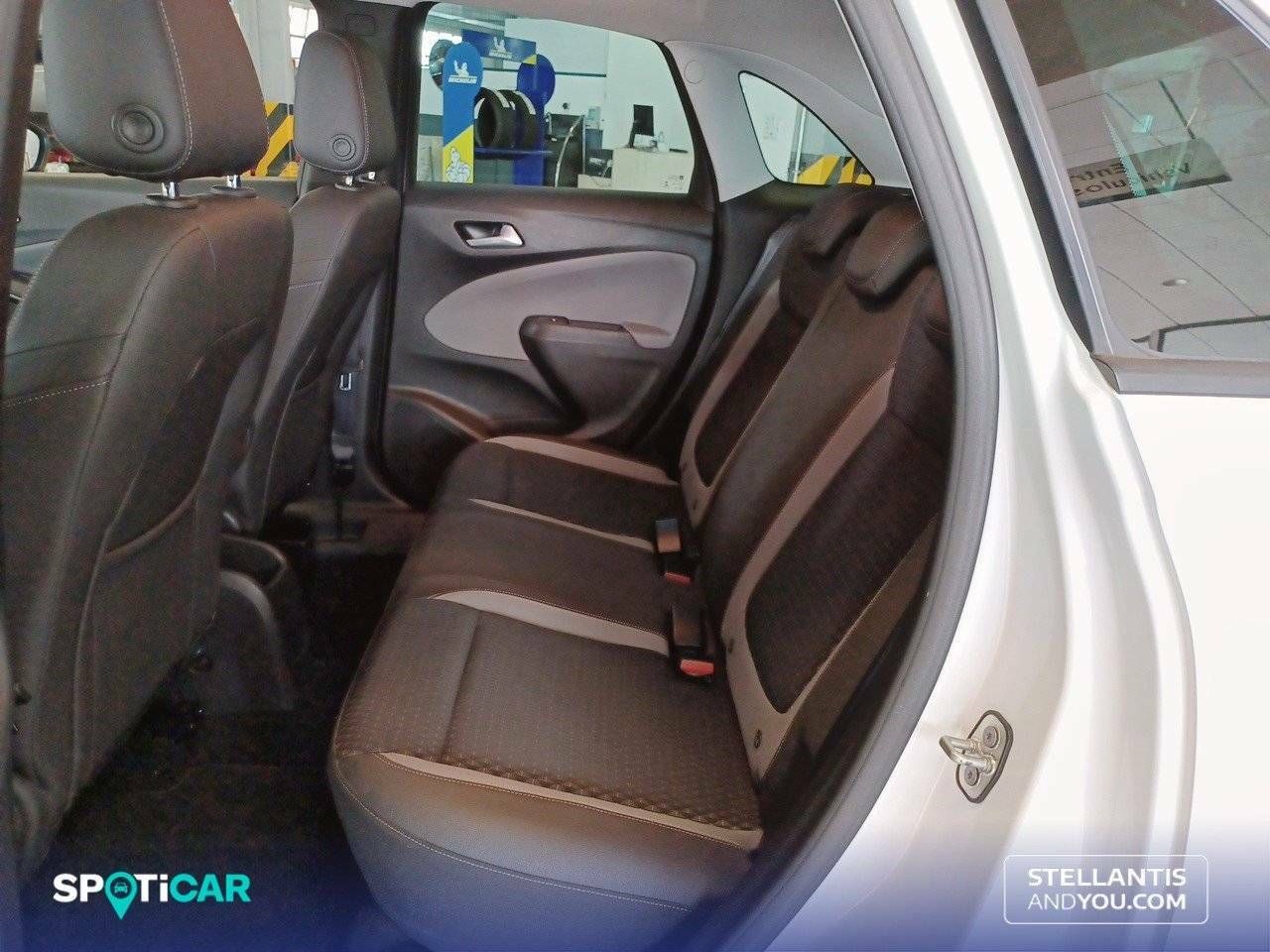 Foto Opel Crossland X 10