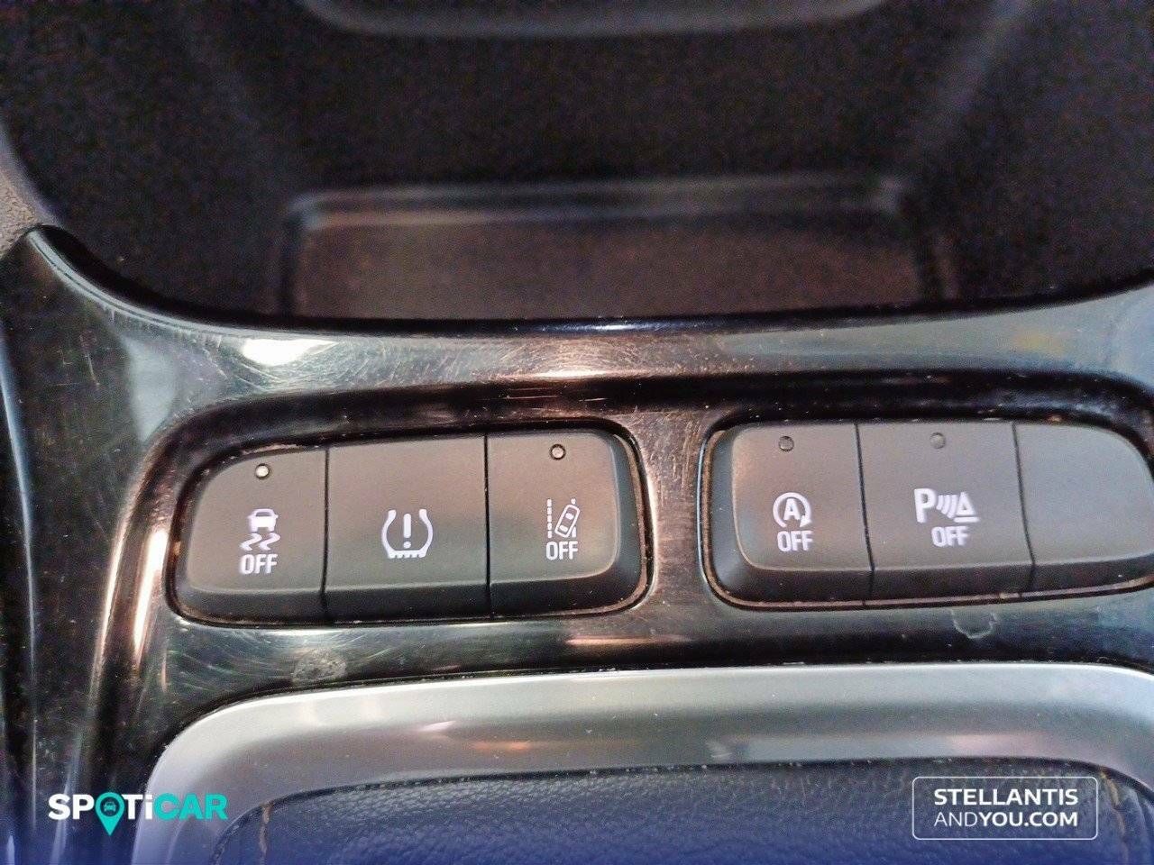 Foto Opel Crossland X 22