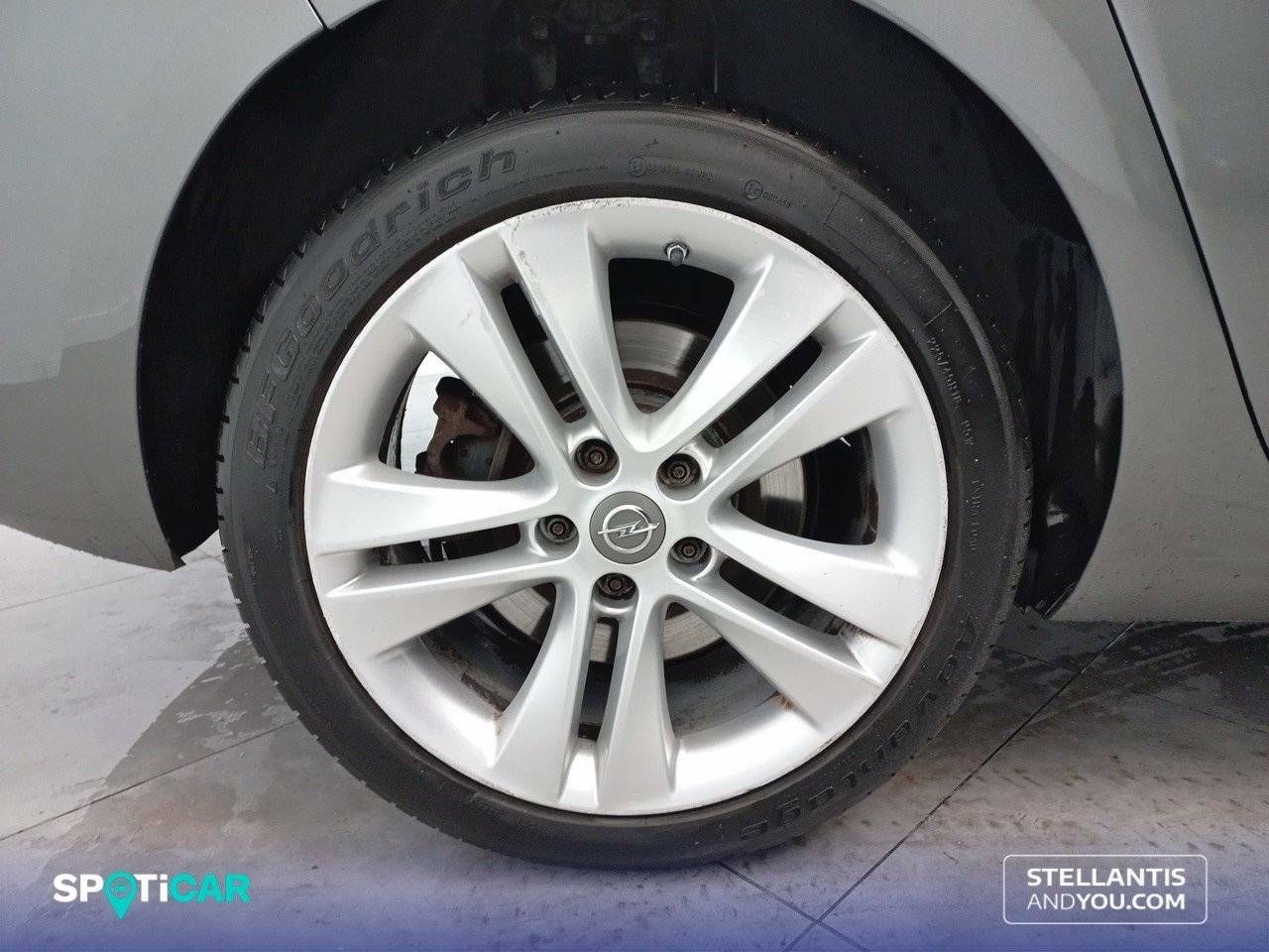 Foto Opel Zafira 11