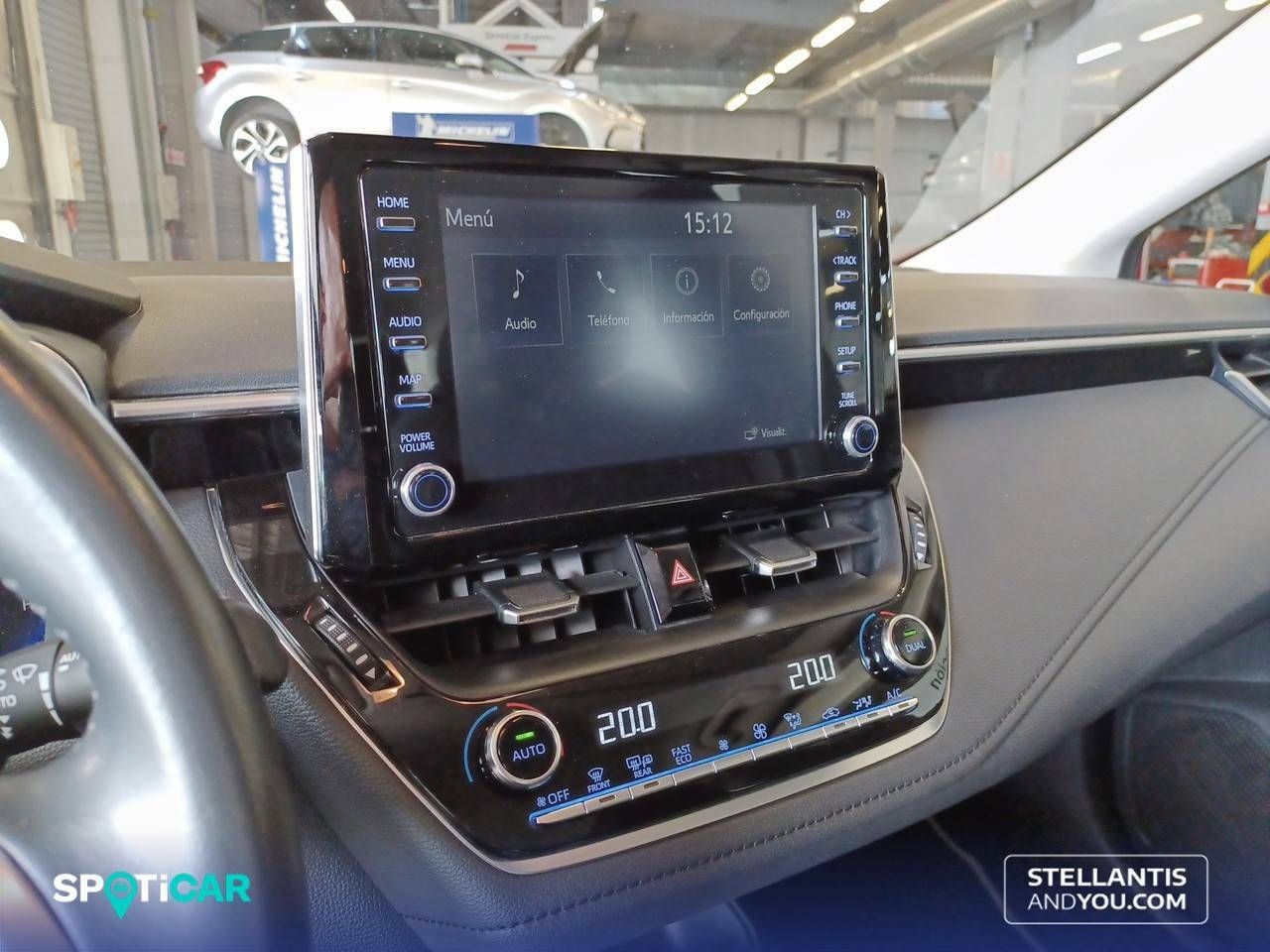 Foto Toyota Corolla 14
