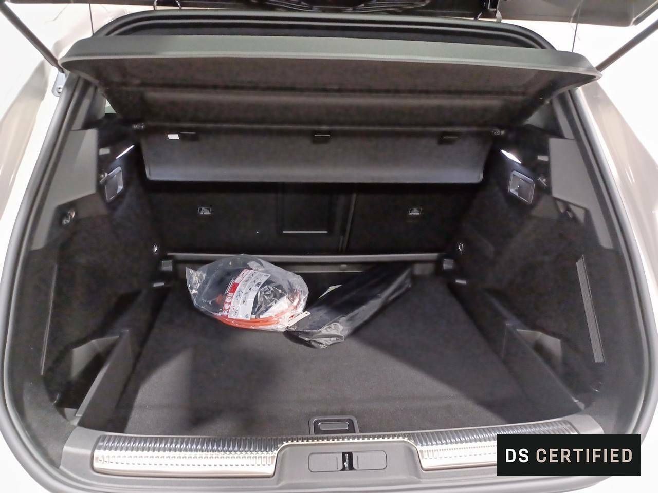 Foto DS Automobiles DS 7 6