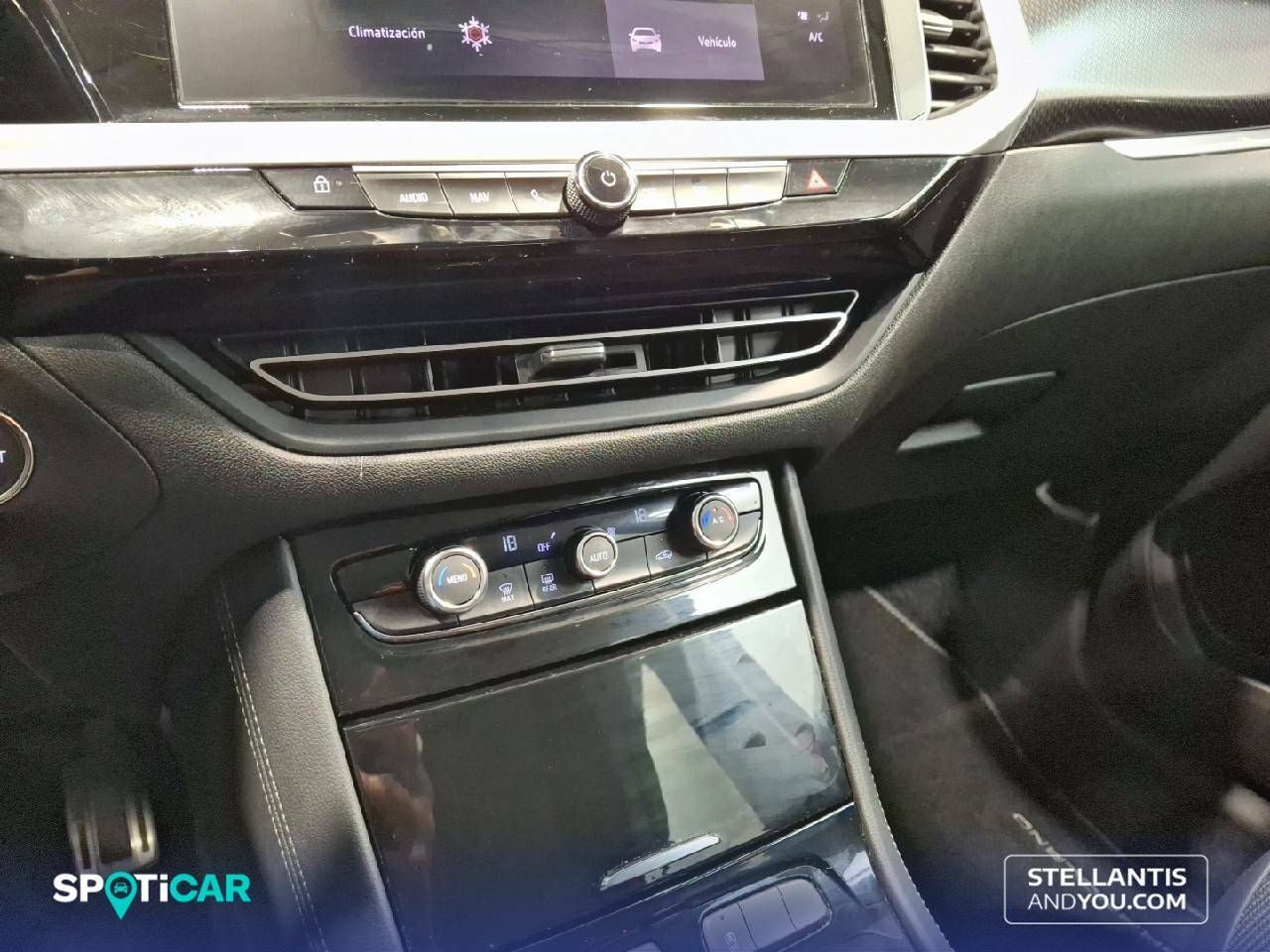 Foto Opel Grandland X 18