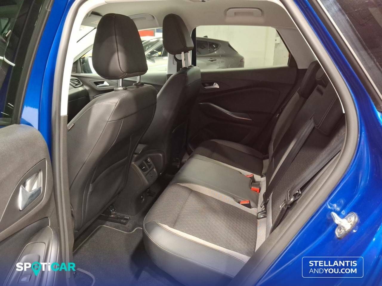 Foto Opel Grandland X 10