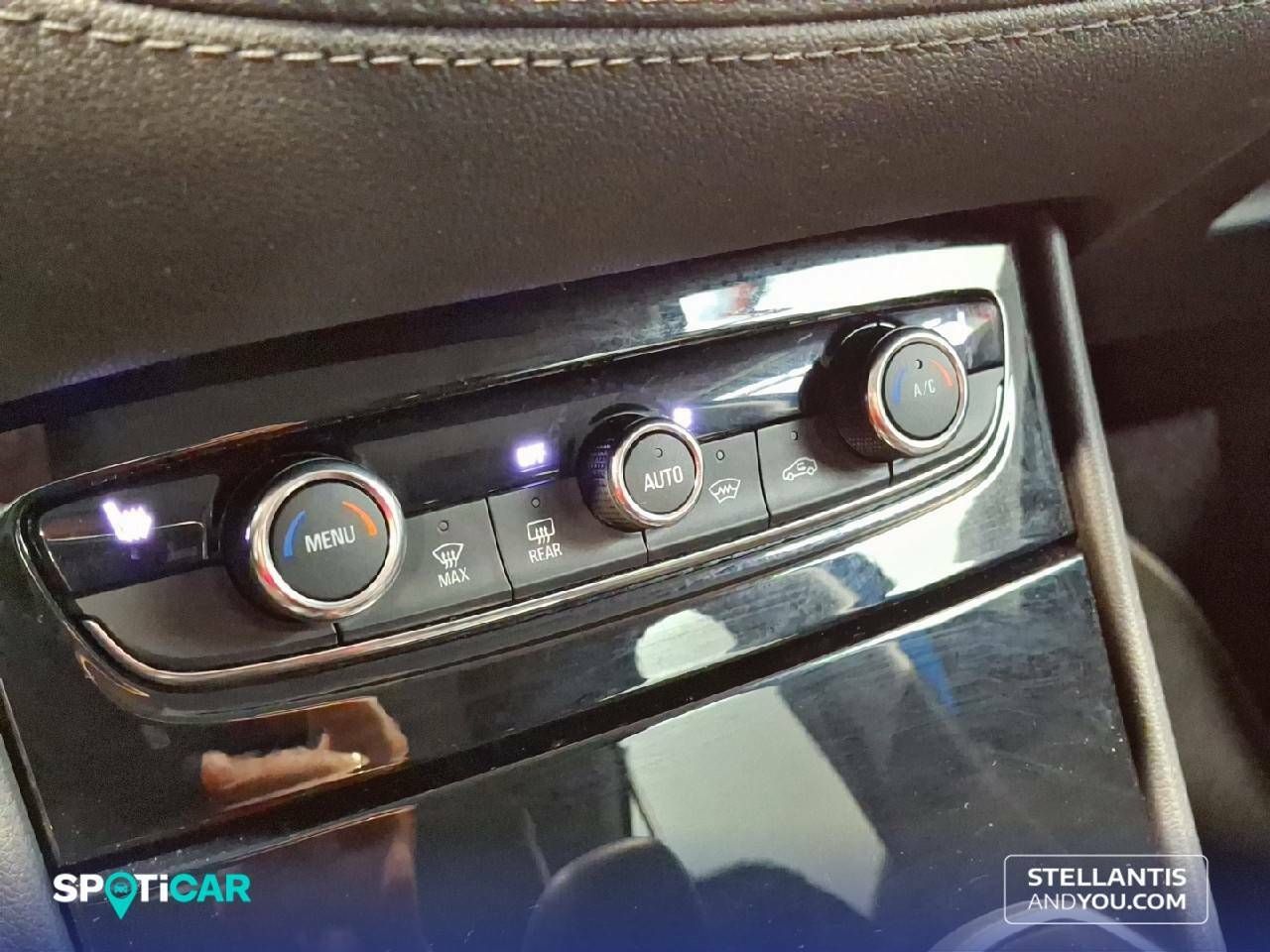 Foto Opel Grandland X 18
