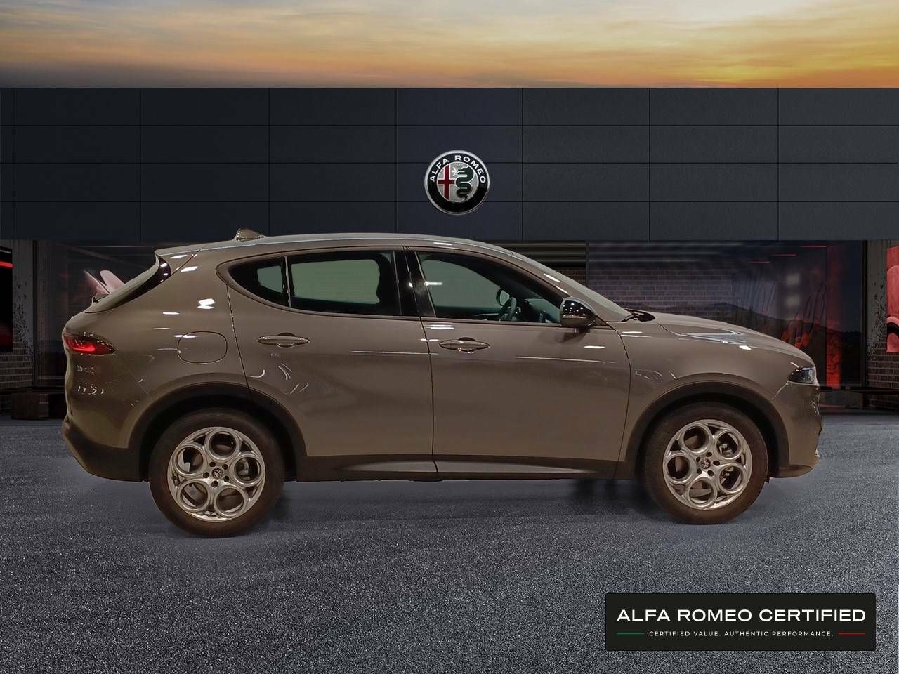 Foto Alfa Romeo Tonale 4