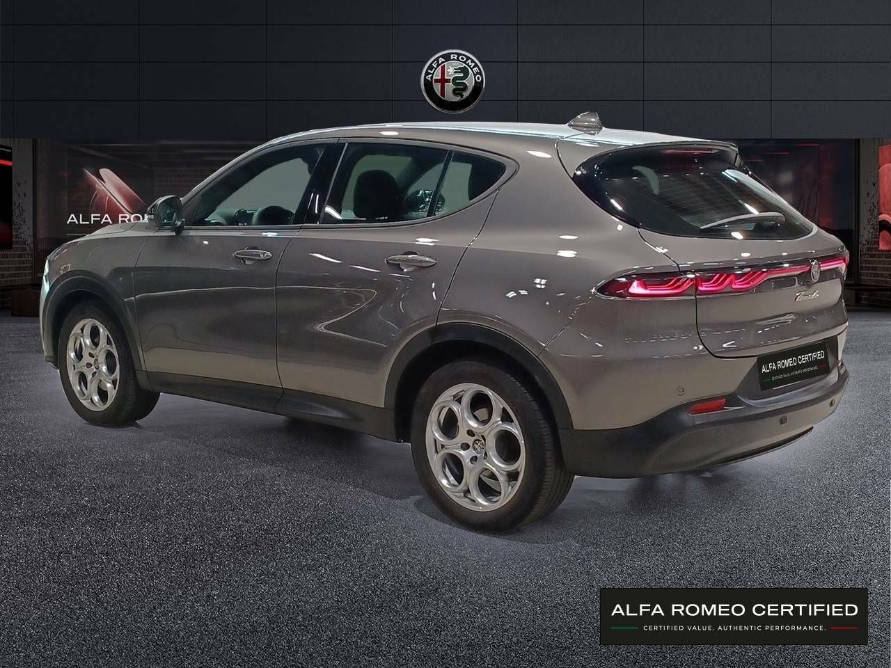 Foto Alfa Romeo Tonale 7