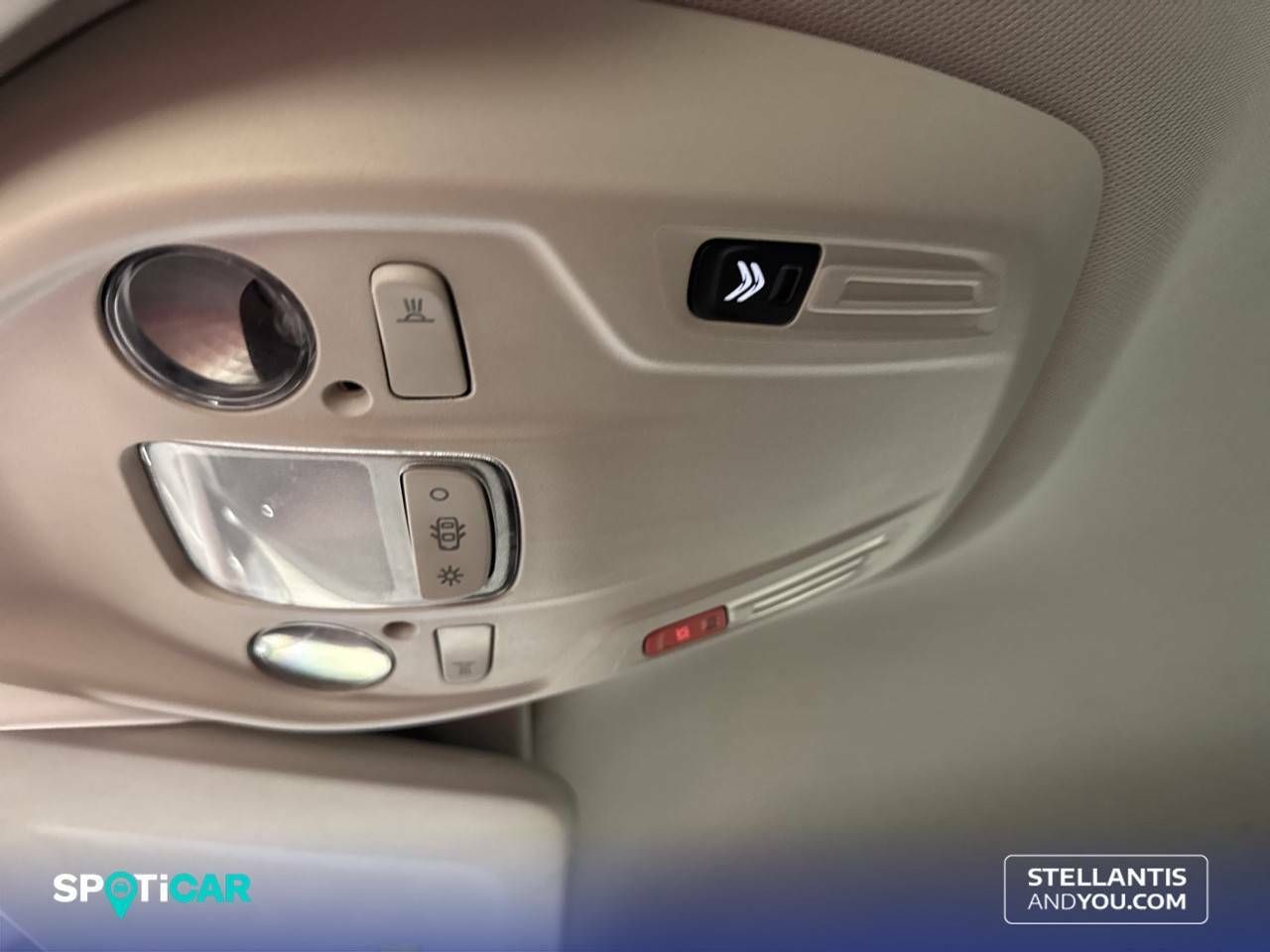 Foto Citroën Grand C4 SpaceTourer 19