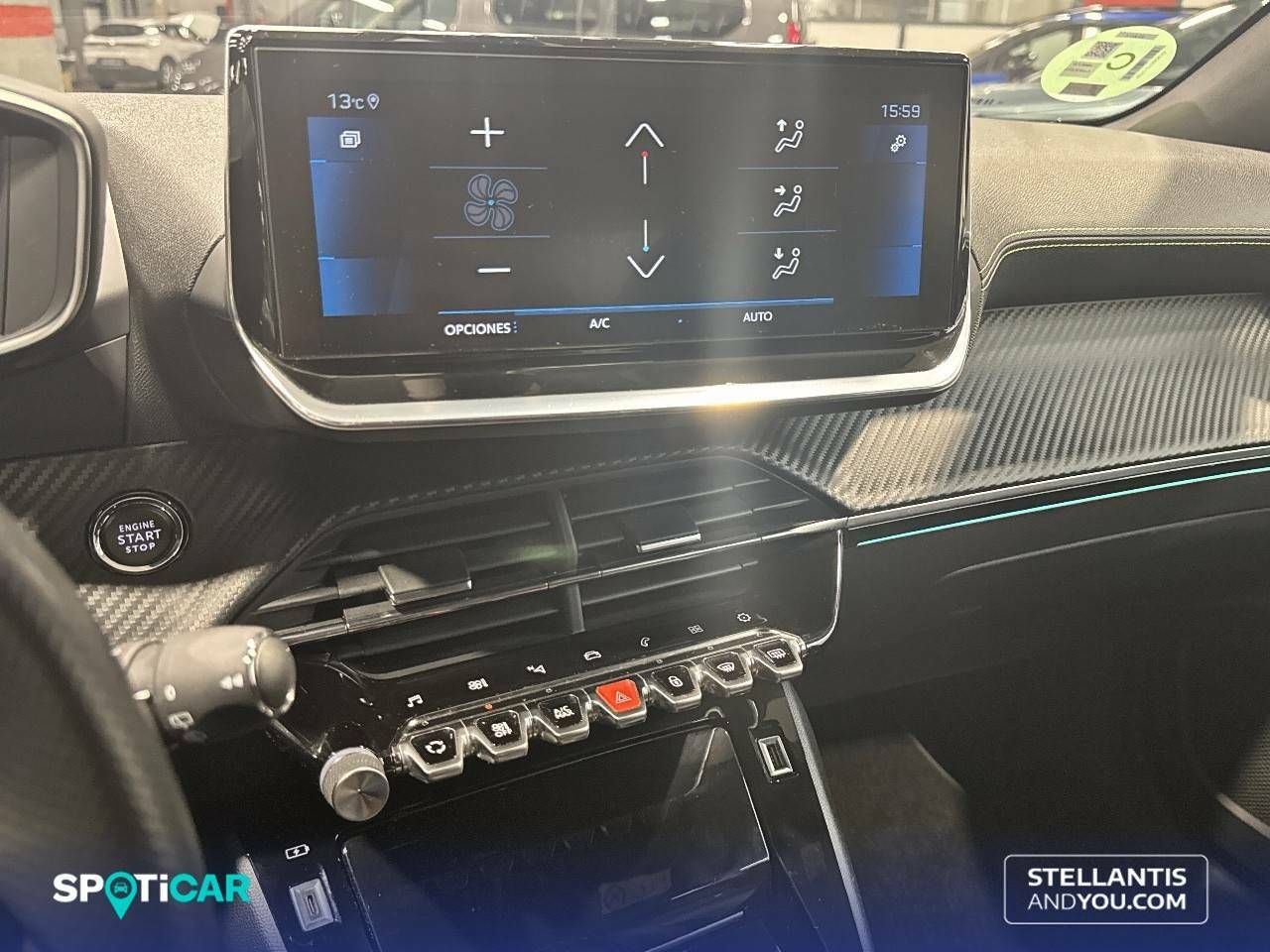 Foto Peugeot 2008 18