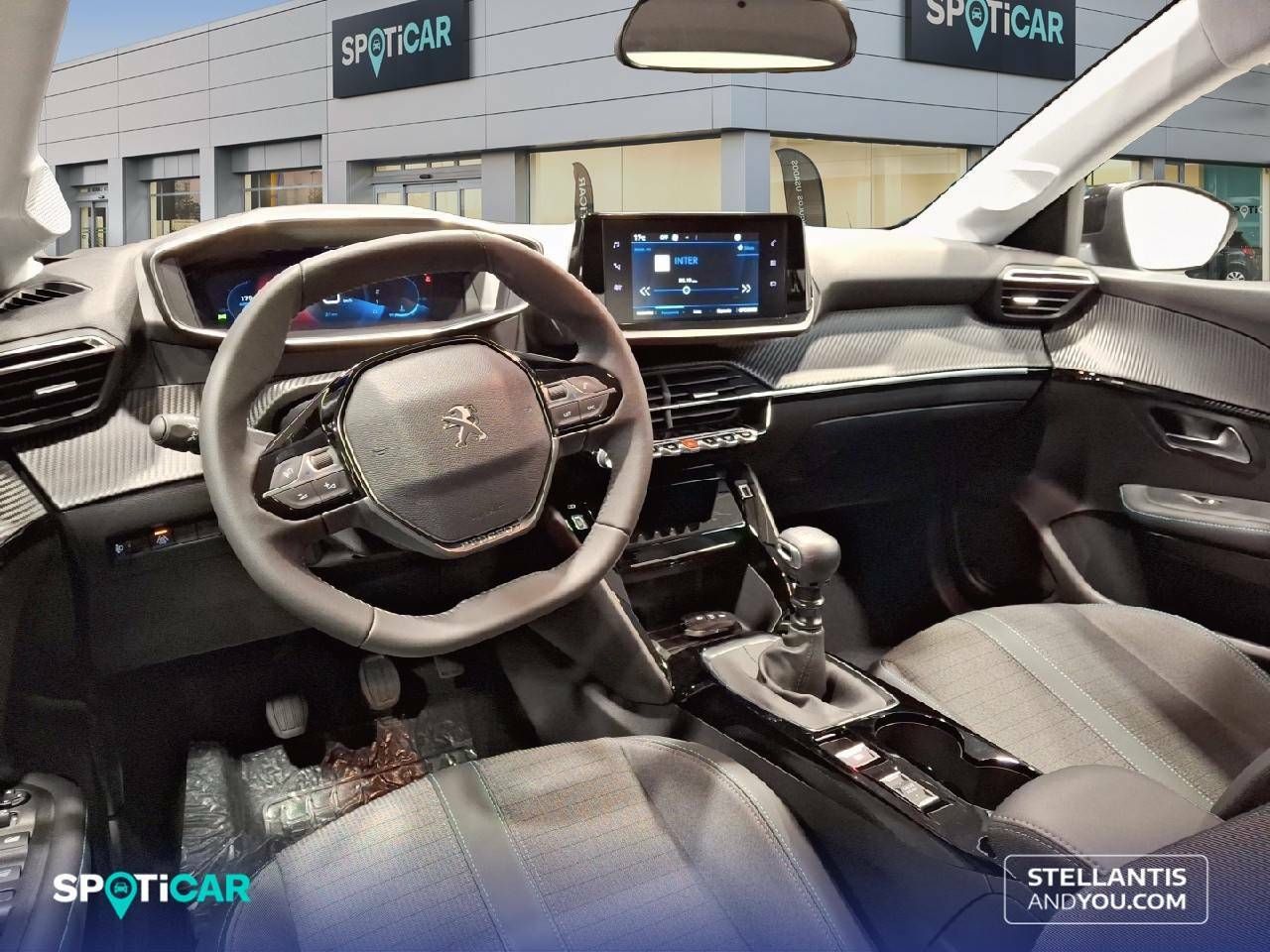 Foto Peugeot 208 8