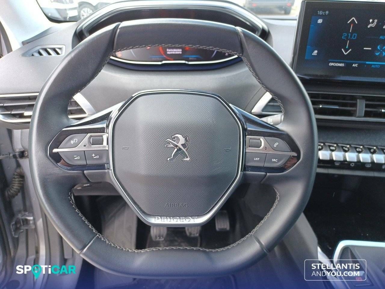 Foto Peugeot 5008 12