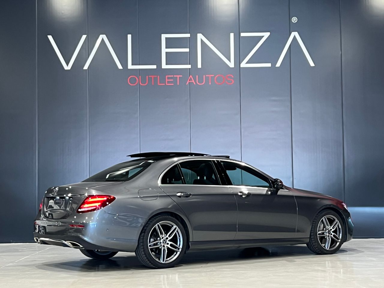 Foto Mercedes-Benz Clase E 2