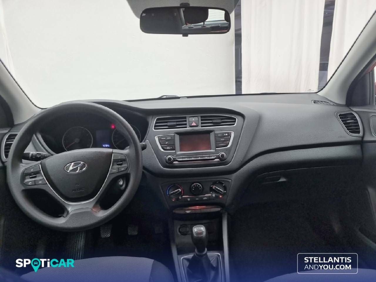 Foto Hyundai i20 8