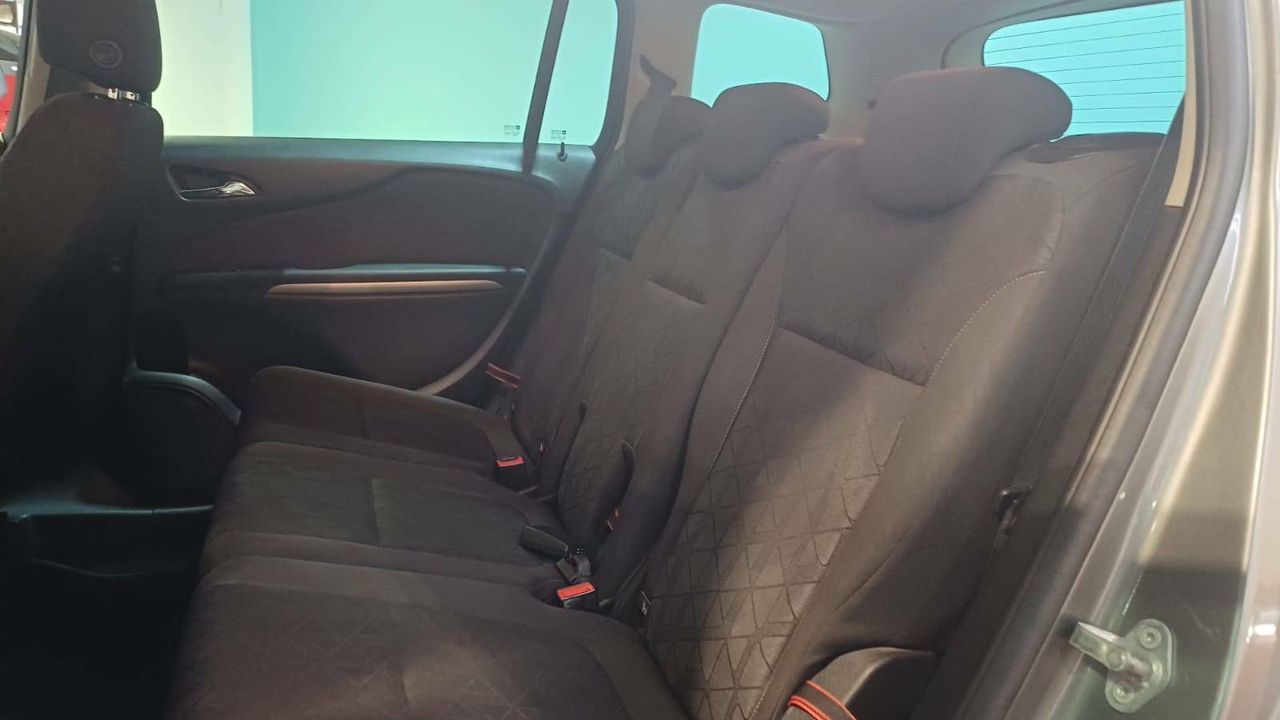 Foto Opel Zafira 6