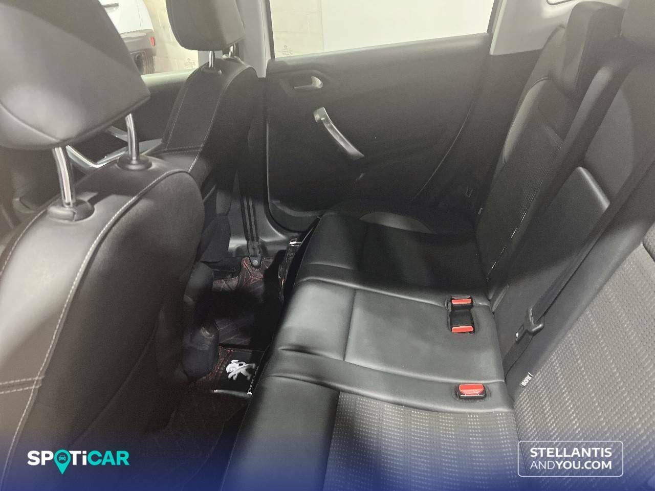 Foto Peugeot 2008 10