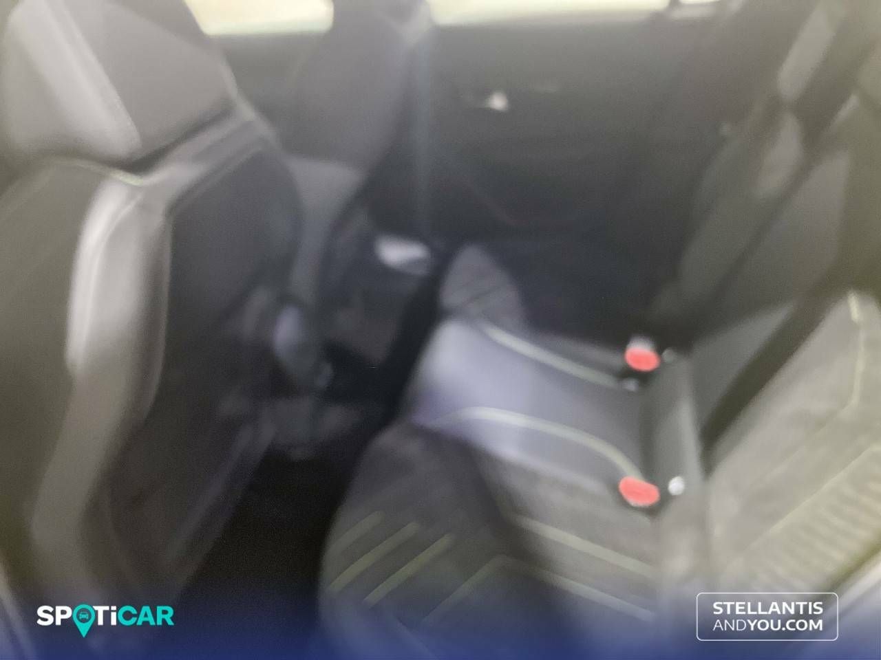 Foto Peugeot 208 10