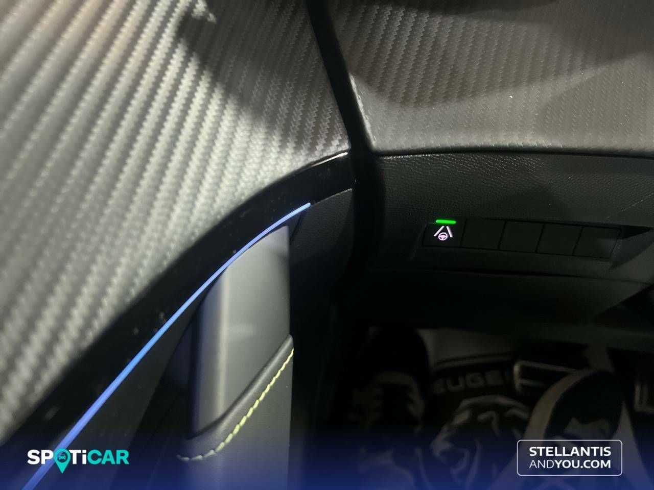 Foto Peugeot 208 17