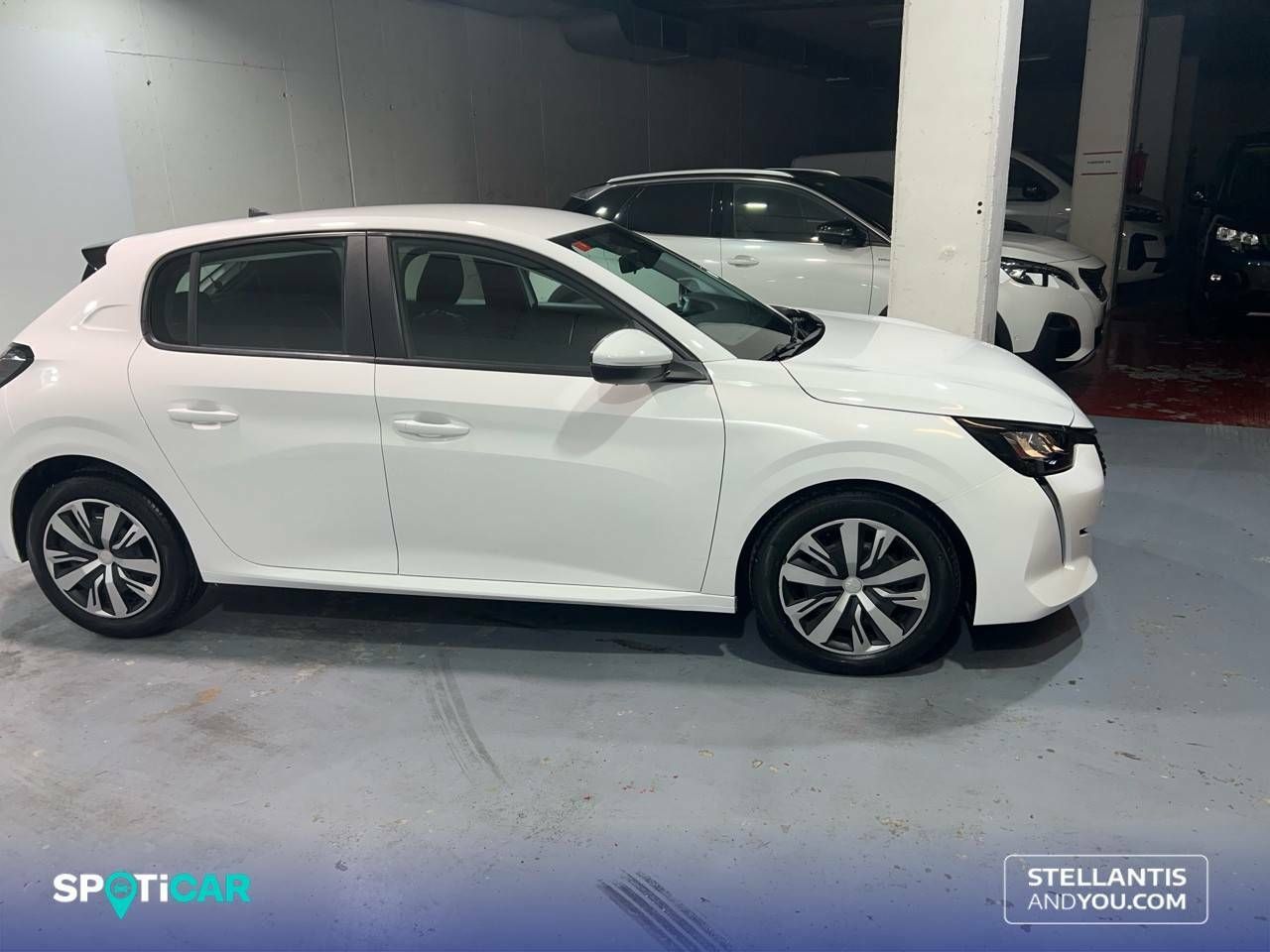 Foto Peugeot 208 4