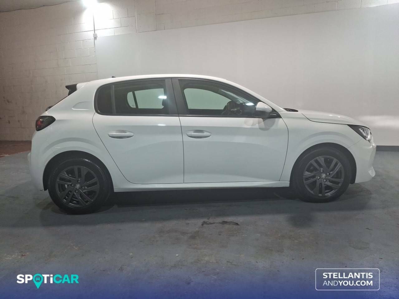 Foto Peugeot 208 4