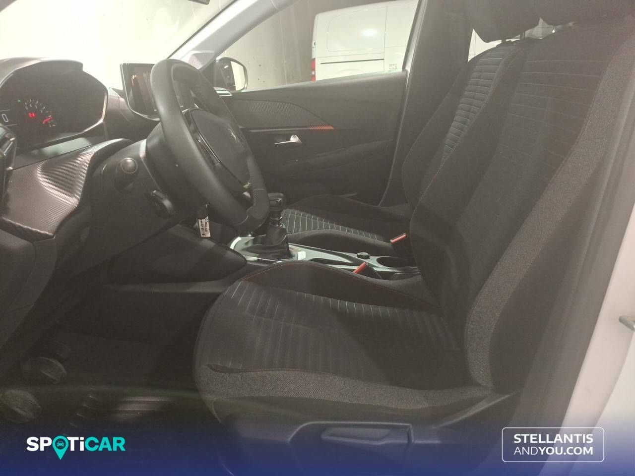 Foto Peugeot 208 9