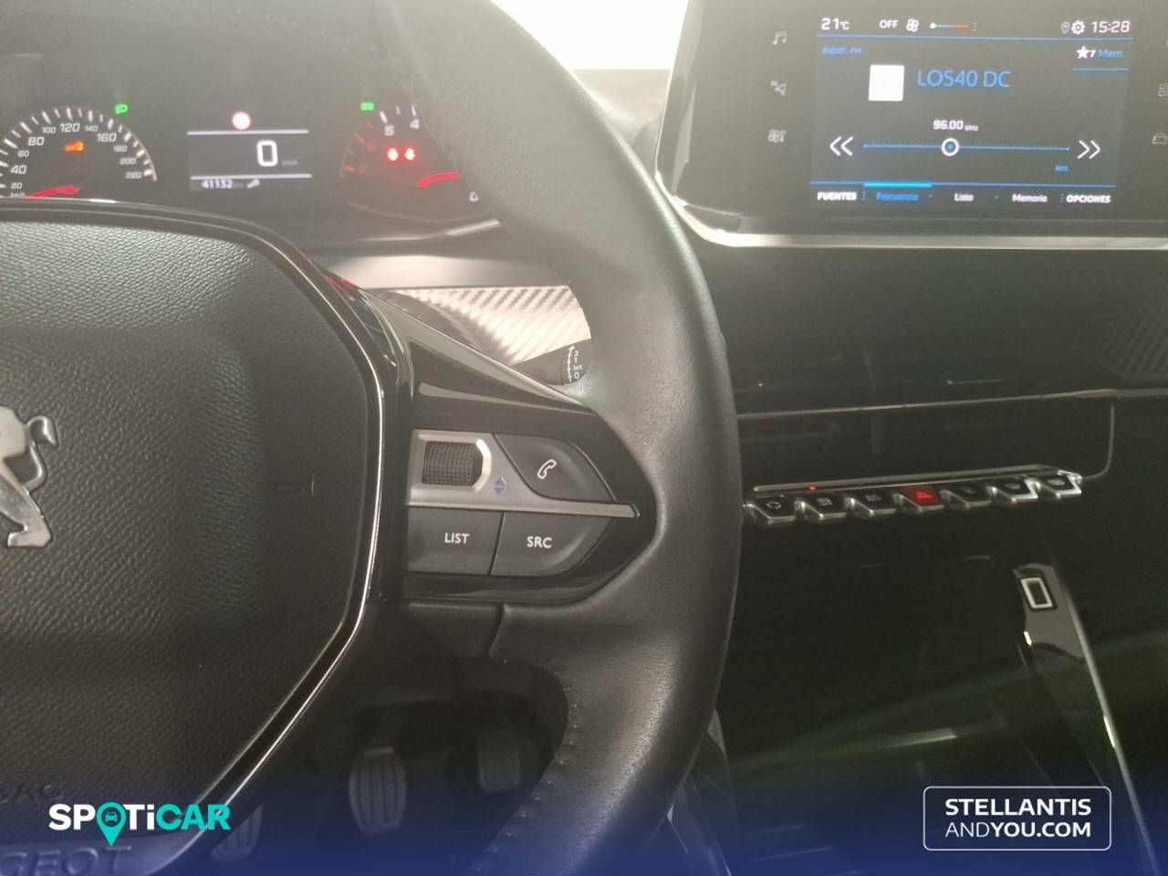 Foto Peugeot 208 15
