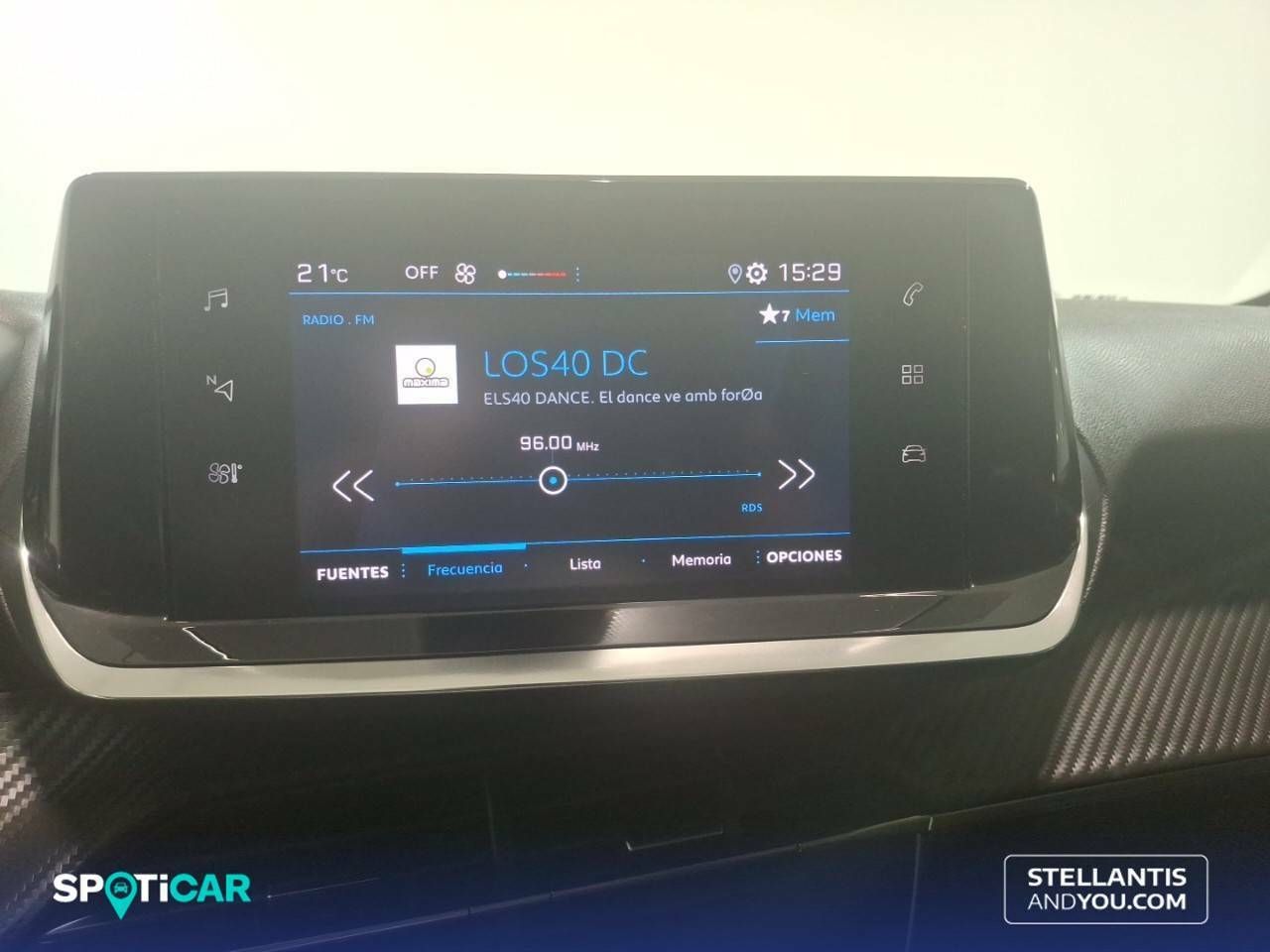 Foto Peugeot 208 18