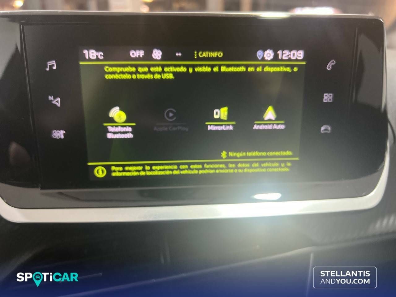 Foto Peugeot 208 19