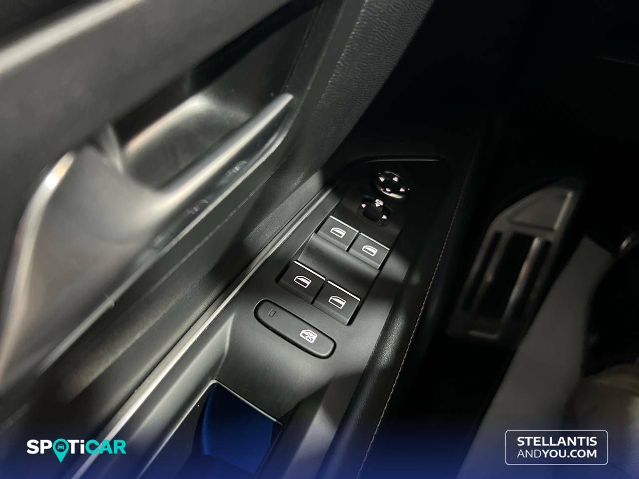 Foto Peugeot 3008 16