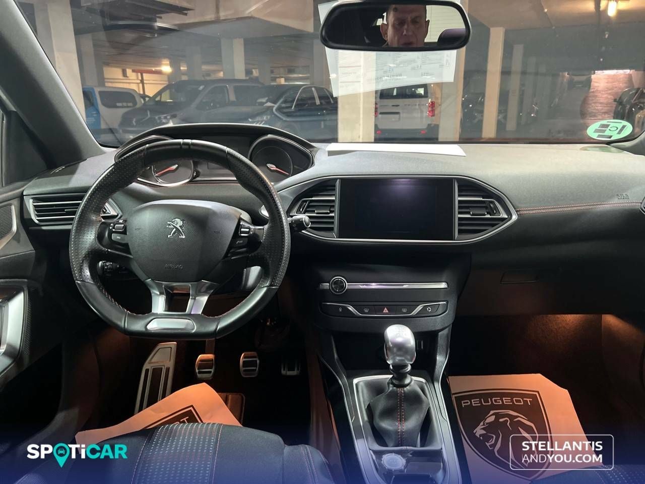 Foto Peugeot 308 8