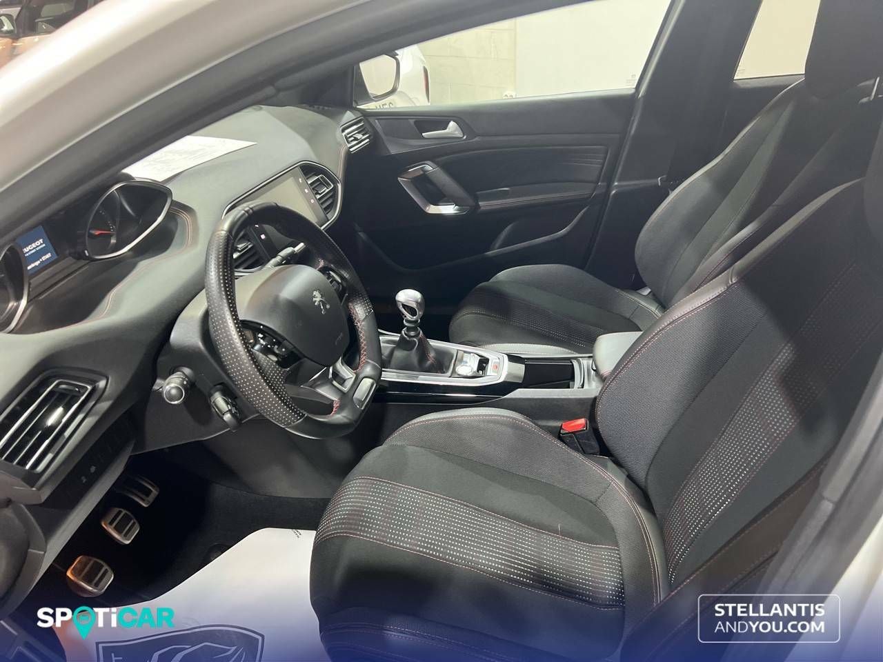 Foto Peugeot 308 9
