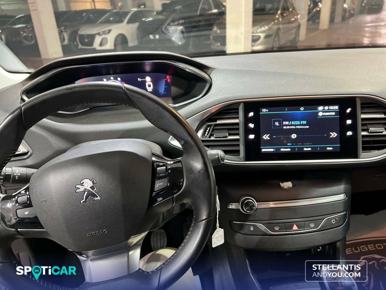 Foto Peugeot 308 8