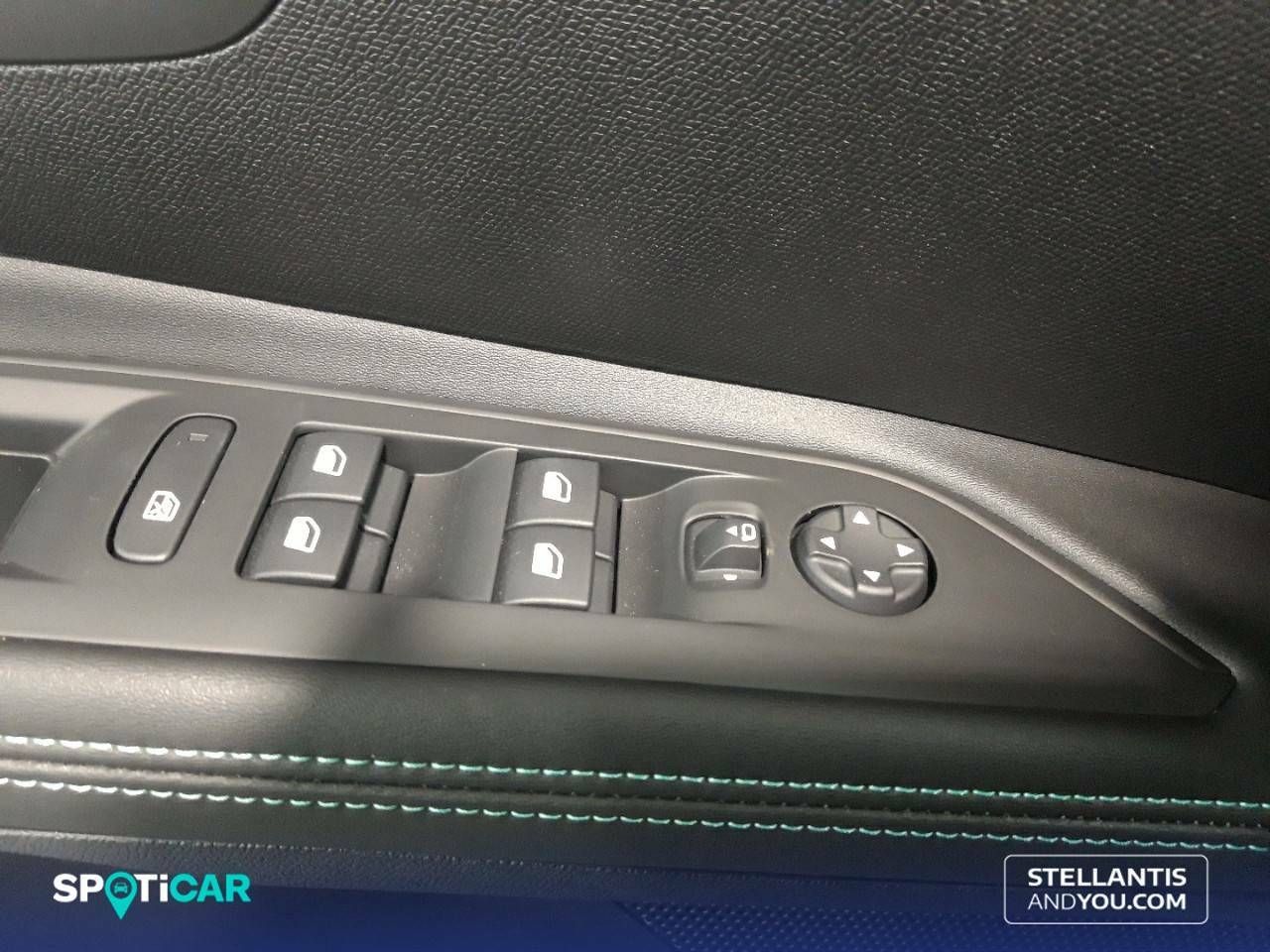 Foto Peugeot 5008 18