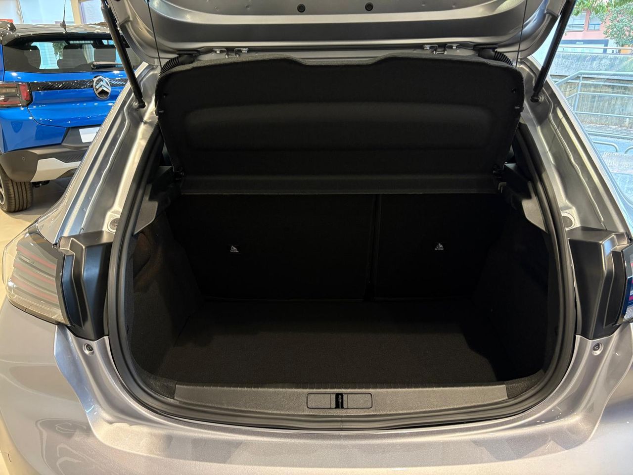 Foto Peugeot 208 7