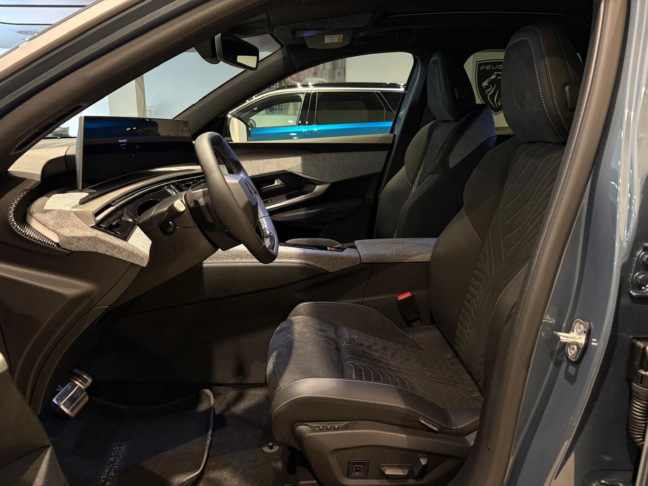 Foto Peugeot 208 10