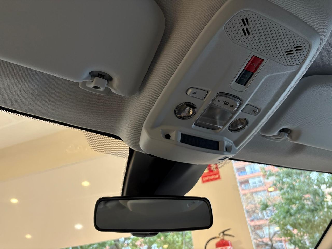Foto Peugeot 208 12