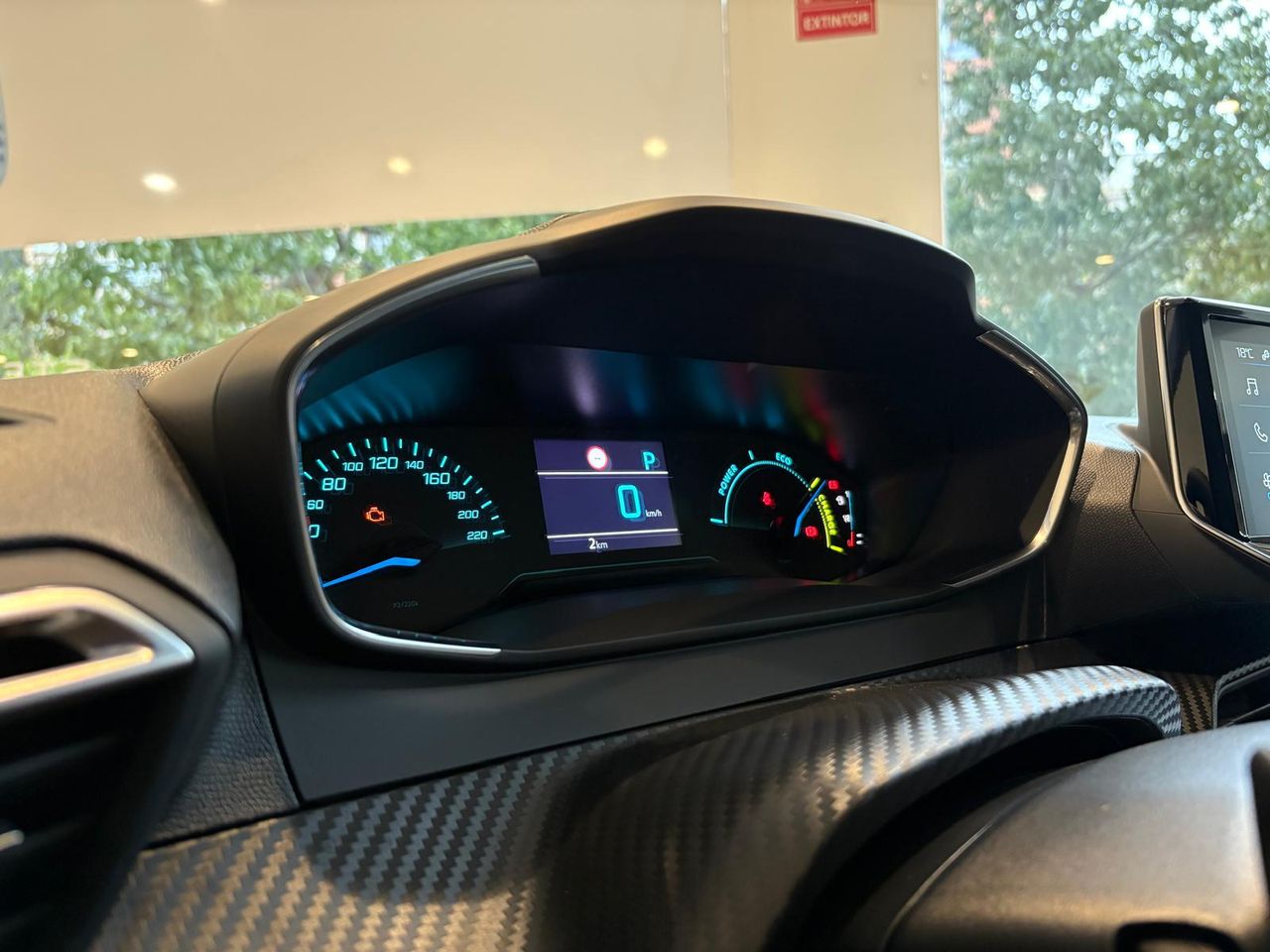 Foto Peugeot 208 16