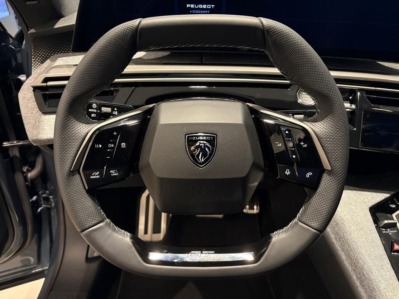 Foto Peugeot 208 24