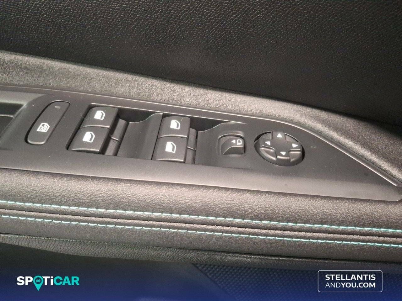 Foto Peugeot 5008 12