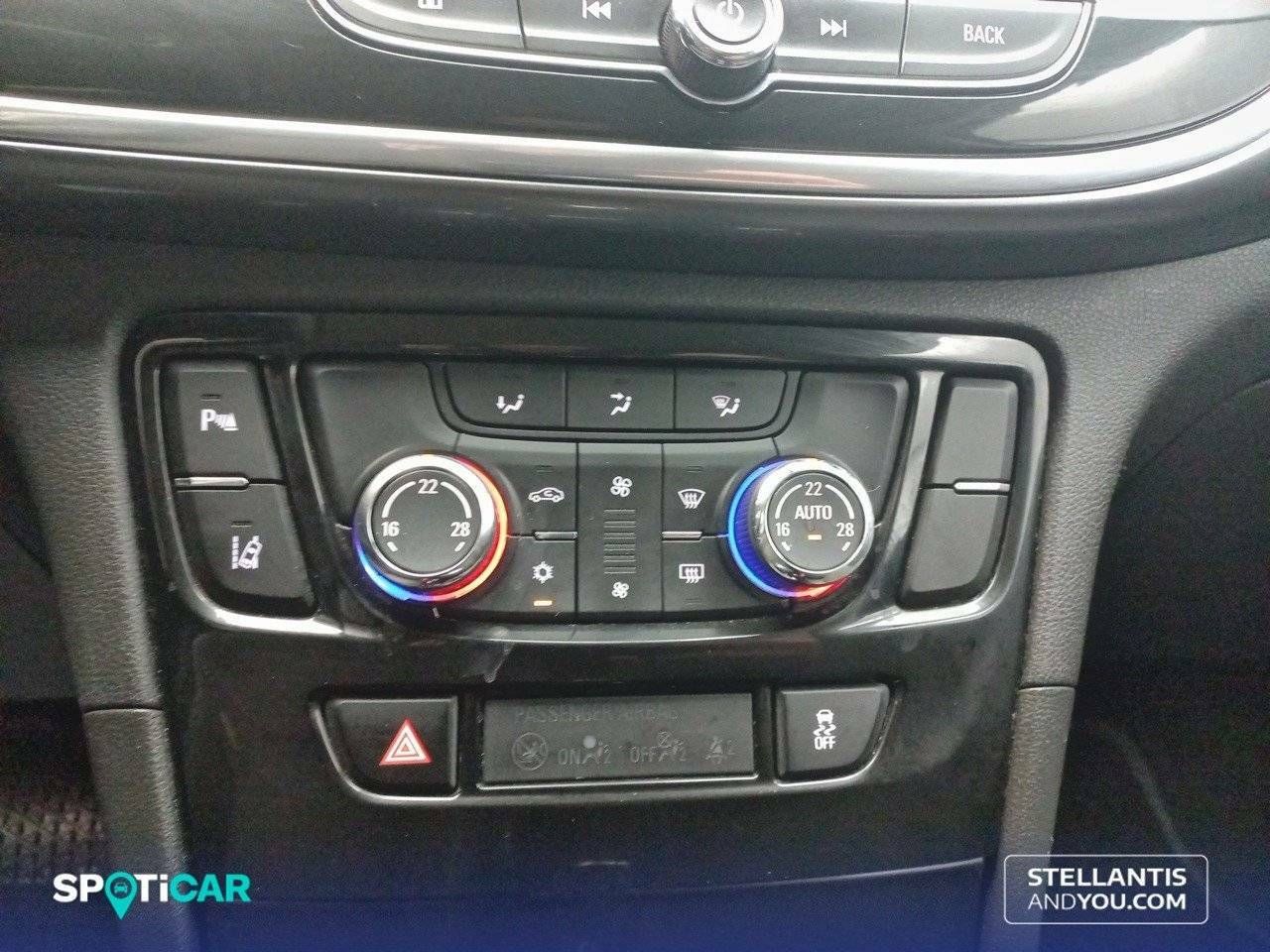 Foto Opel Mokka X 21