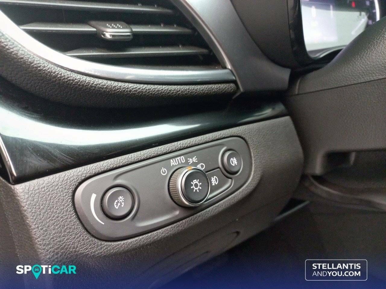 Foto Opel Mokka X 23