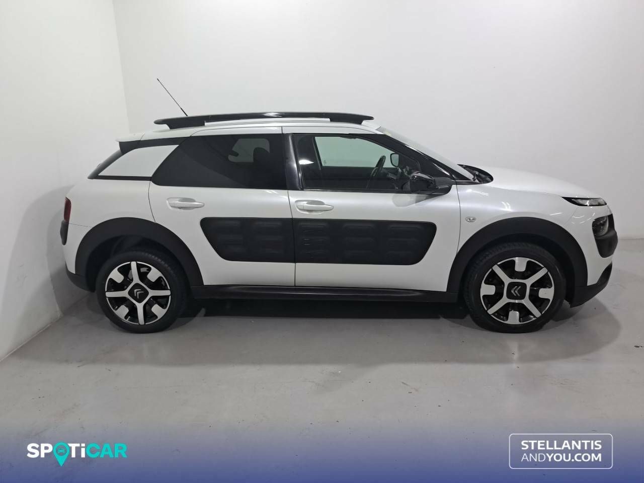 Foto Citroën C4 Cactus 4