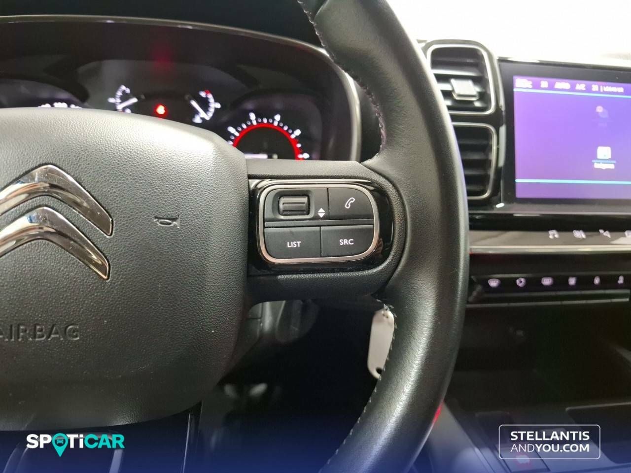 Foto Citroën C5 Aircross 24