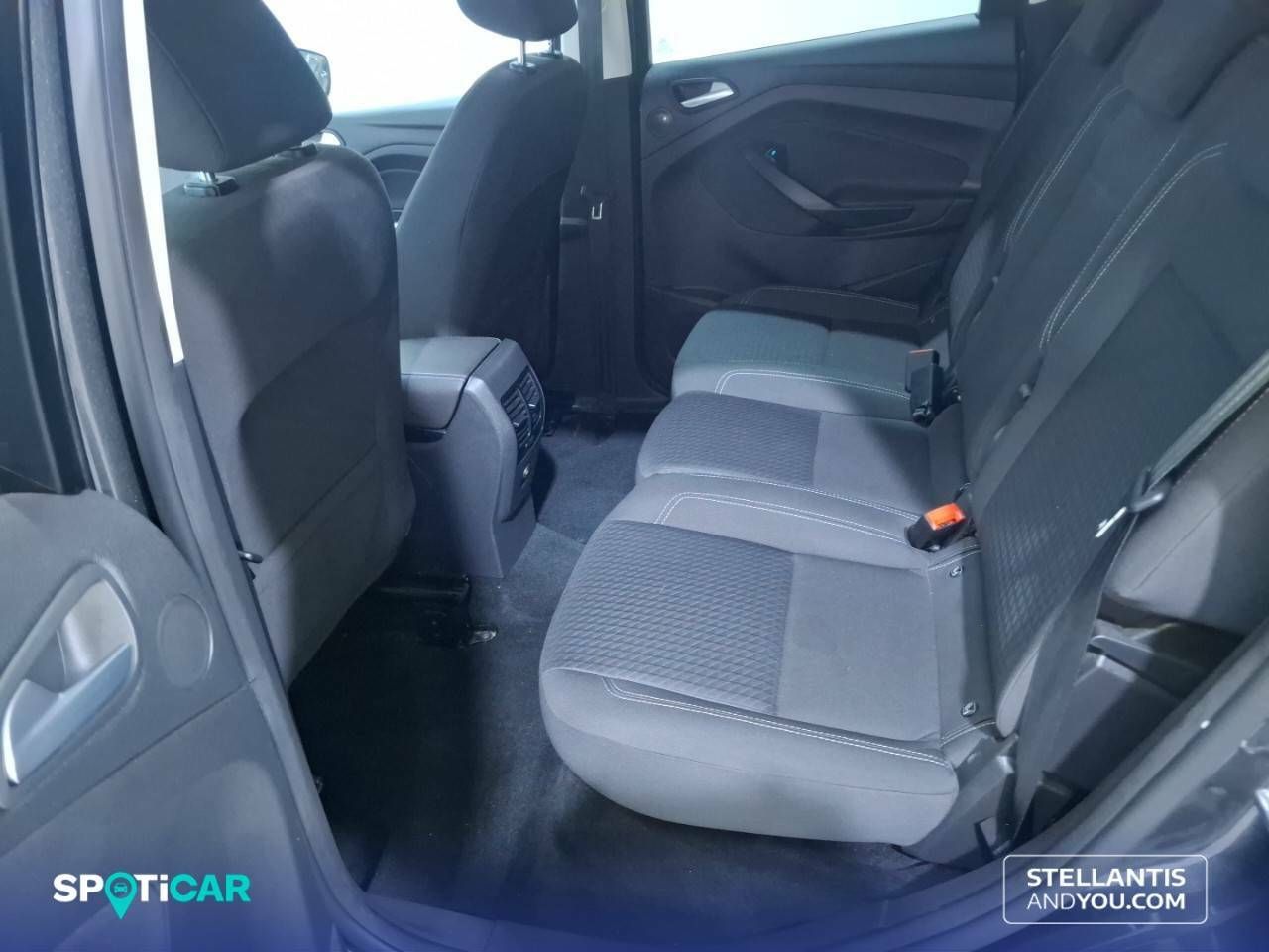 Foto Ford C-Max 10