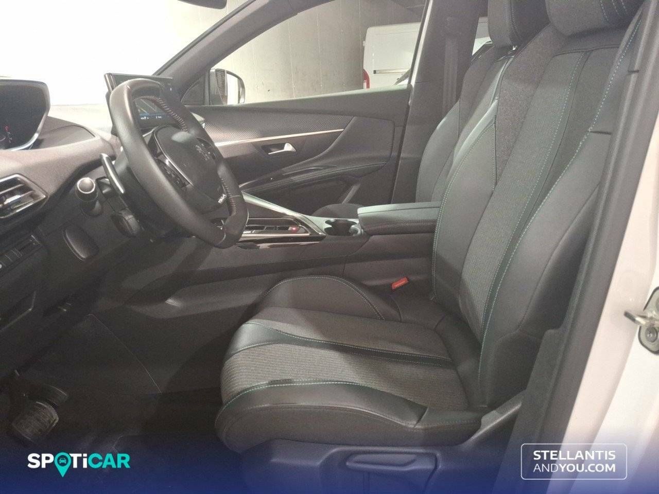 Foto Peugeot 5008 10
