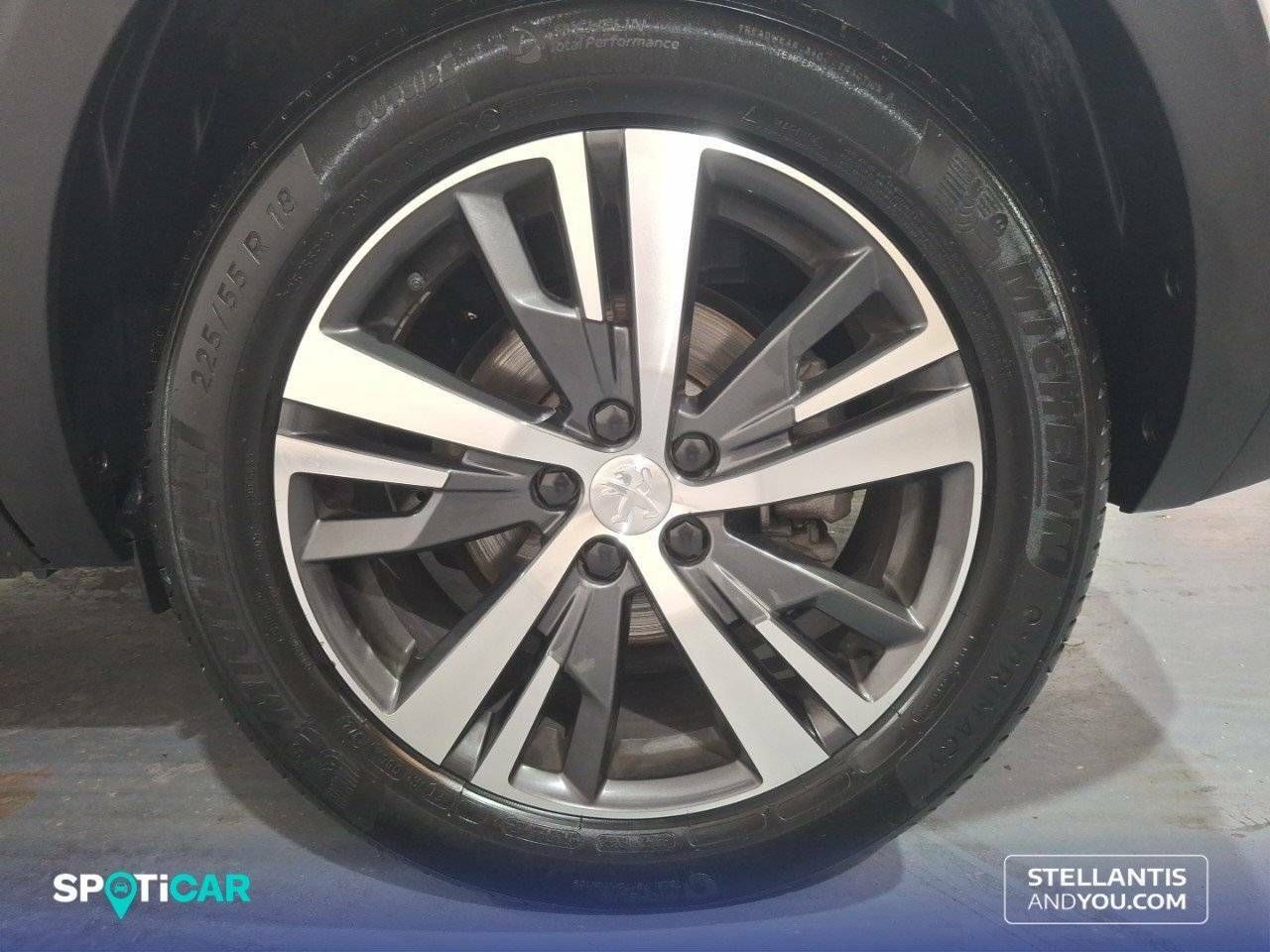 Foto Peugeot 5008 11