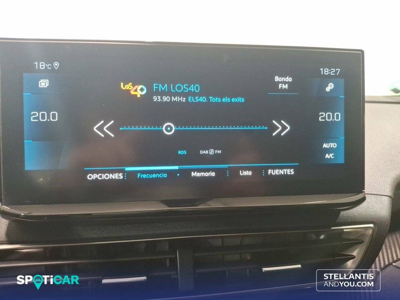 Foto Peugeot 5008 14