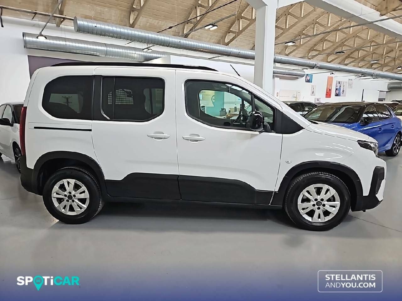 Foto Peugeot Rifter 4