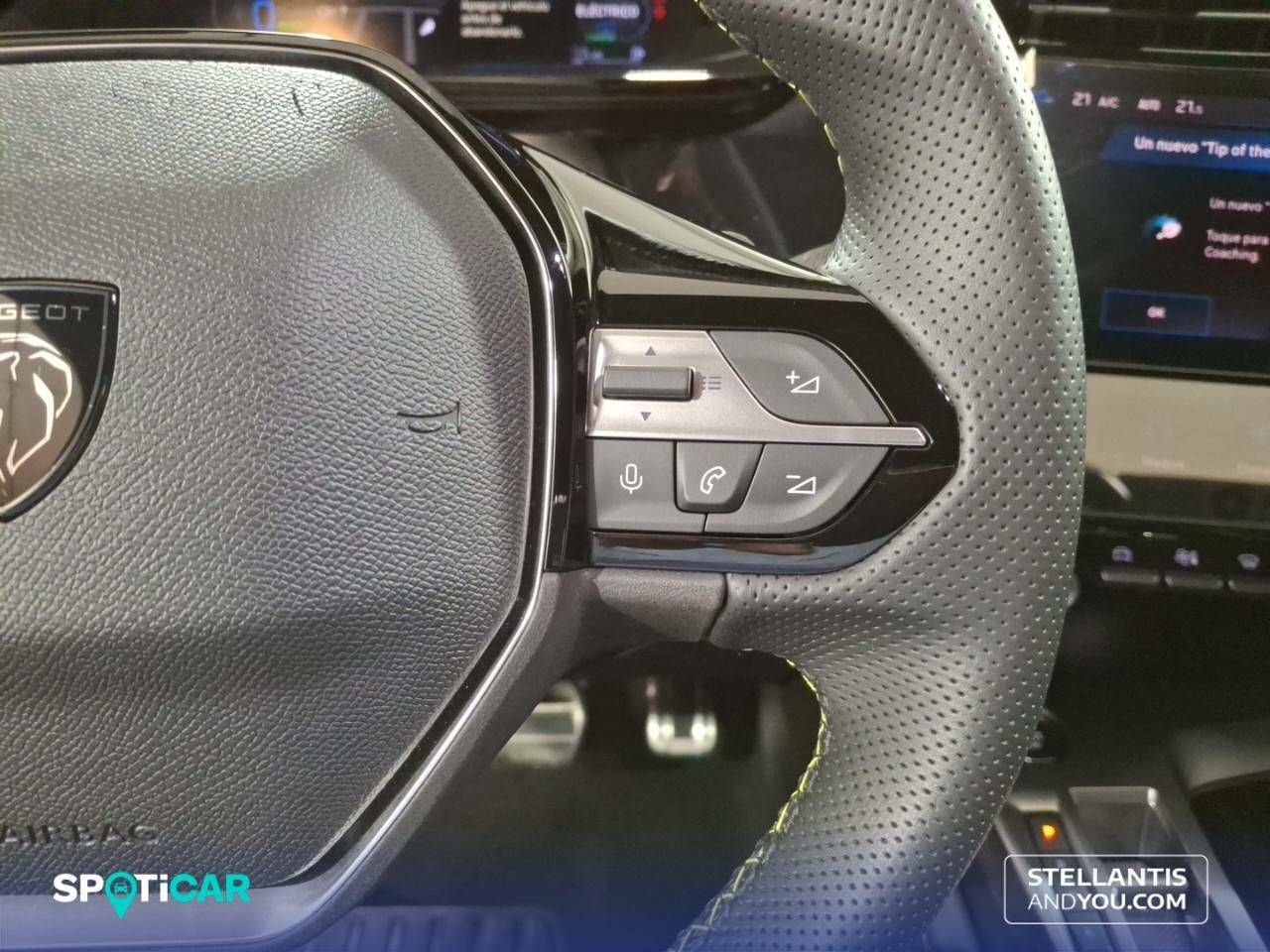 Foto Peugeot 408 15